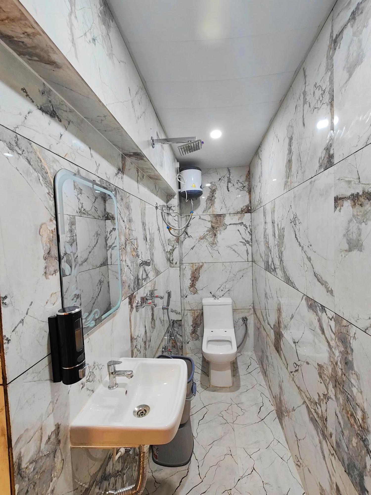 Hotel Mangal Murti Váránaszi Kültér fotó