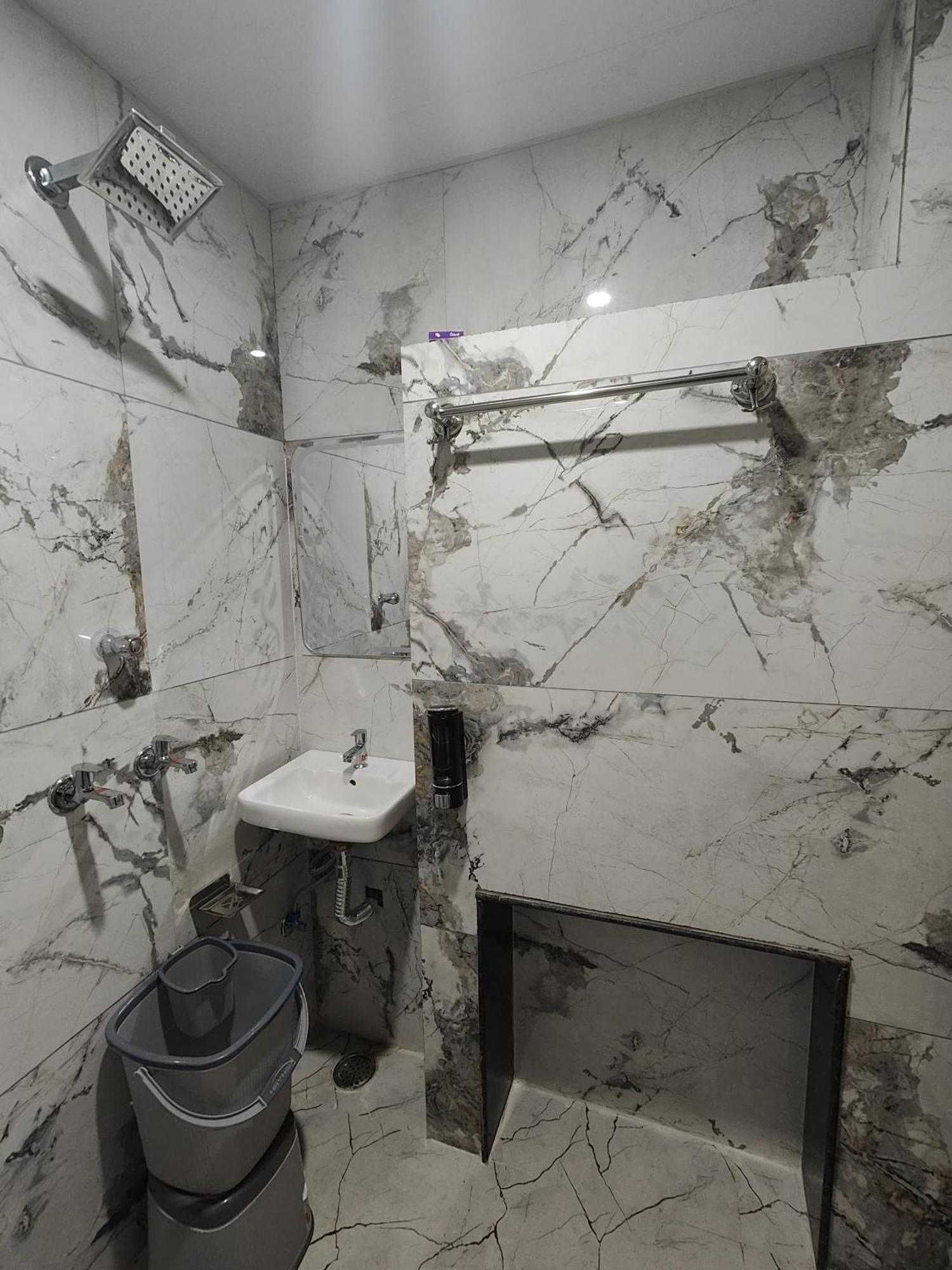 Hotel Mangal Murti Váránaszi Kültér fotó